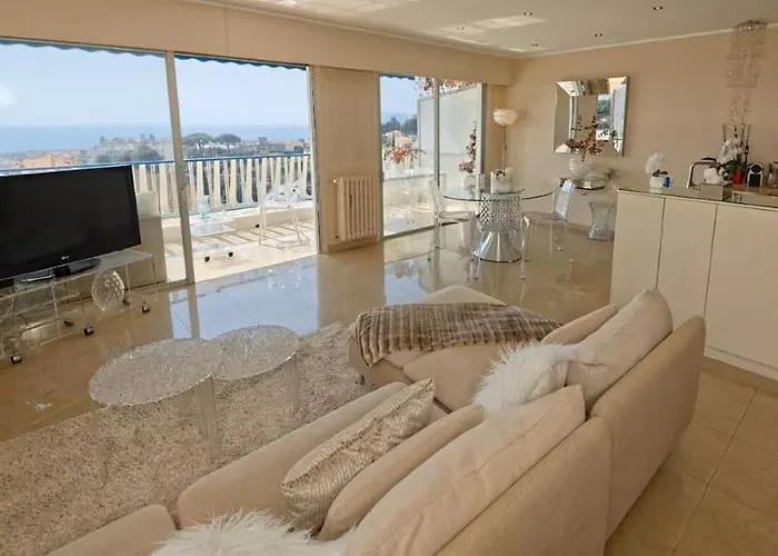 Cannes Vue Mer